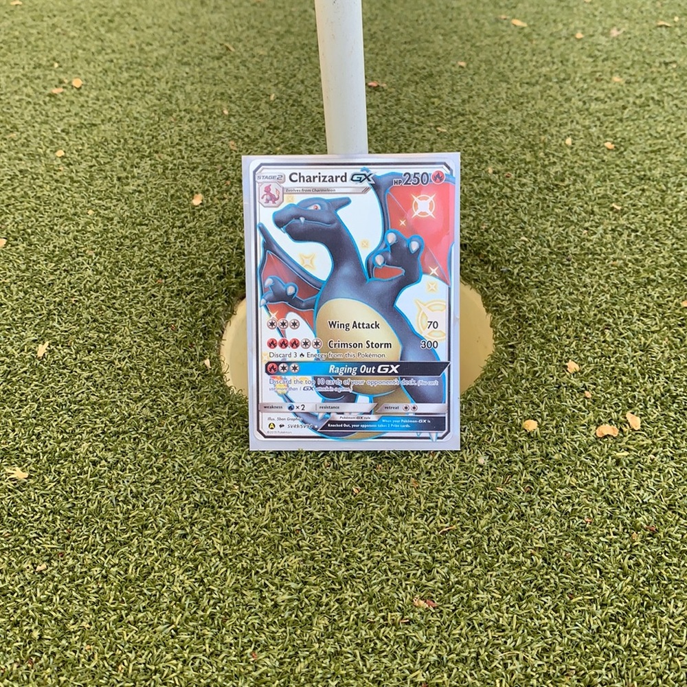Pokémon card.......Charzard GX